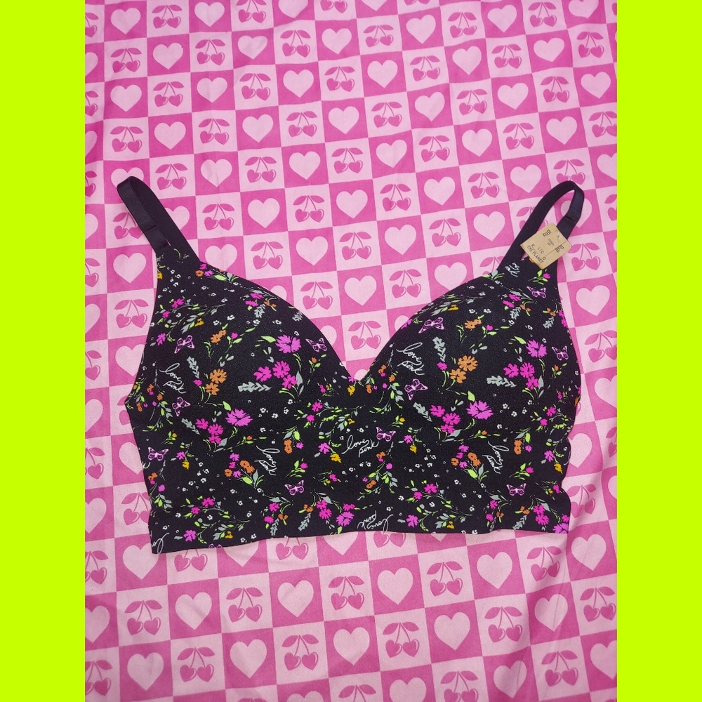 NEW bnwt Victorias Secret pink Floral Push Up Sport Bra
